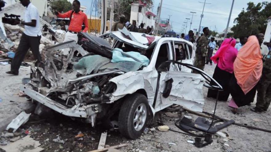 Atentado con coche bomba contra un hotel en Mogadiscio, capital de Somalia. 26 de julio de 2015