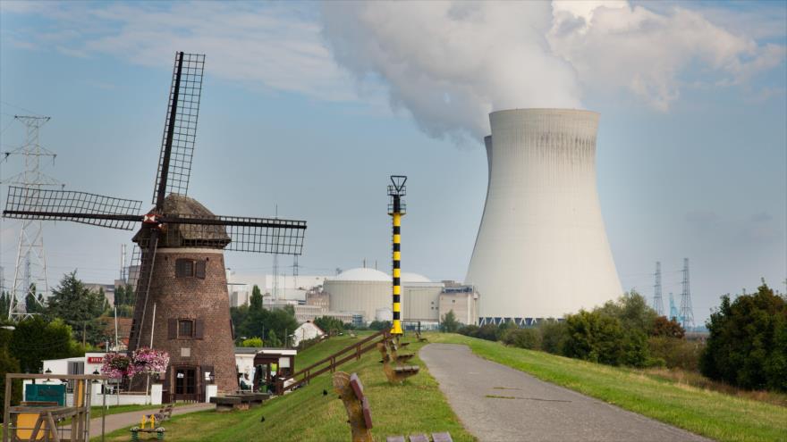 La planta nuclear de Doel, en el norte de Bélgica. 