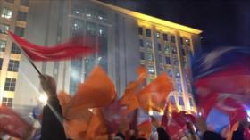 El gobernante AKP recupera la mayoría parlamentaria turca con el 49% de los votos