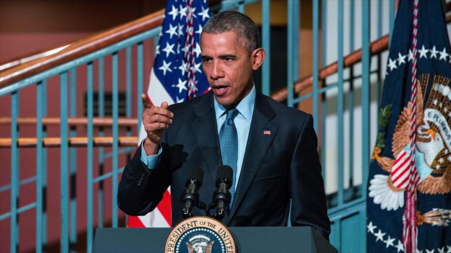 Presidente de EE.UU., Barack Obama, ofrece un discurso en una universidad en Newark, en el estado de Nueva Jersey.