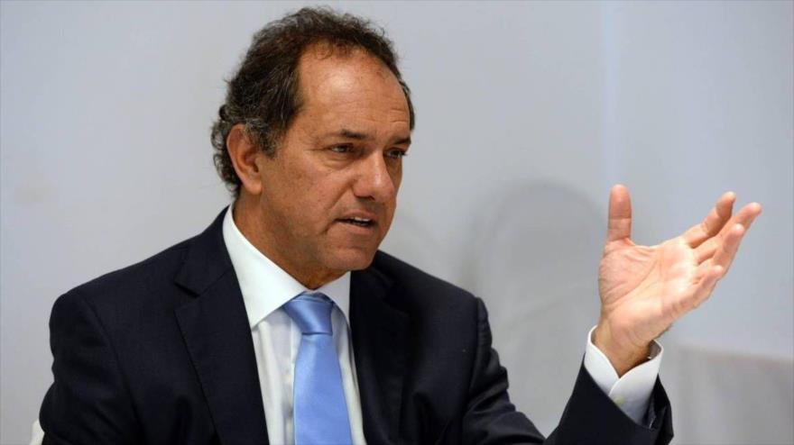 El candidato a la Presidencia de Argentina por el Frente para la Victoria (FpV), Daniel Scioli.