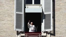 El Papa reprocha la filtración de documentos del Vaticano