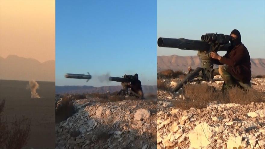 Un miembro de Daesh ataca posiciones del Ejército sirio con un lanzacoehetes TOW.