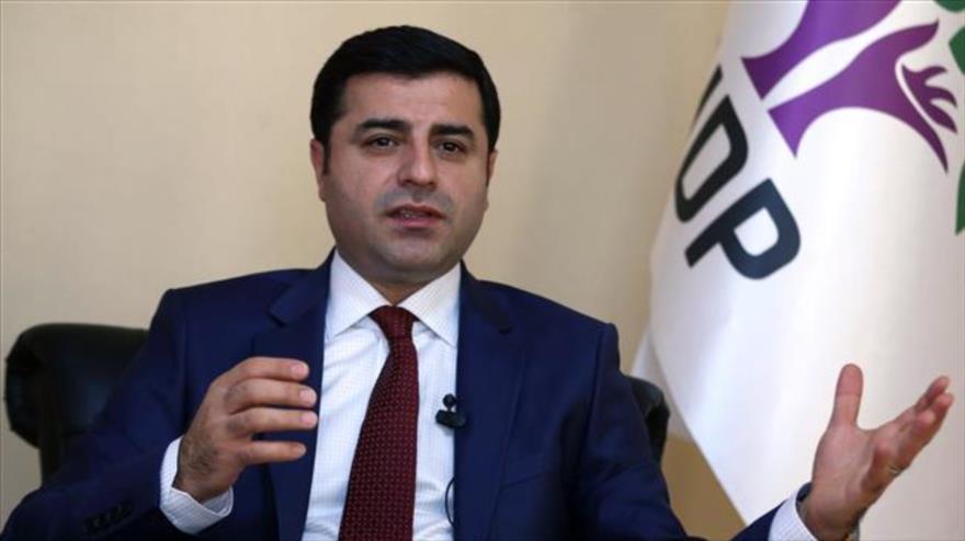 El líder del Partido Democrático del Pueblo turco (HDP, por sus siglas en turco), Selahattin Demirtas.