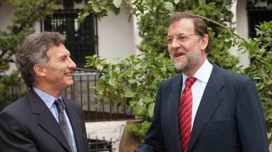 El candidato a la Presidencia de Argentina, el conservador Mauricio Macri (izq.), y el presidente del Gobierno de España, Mariano Rajoy.