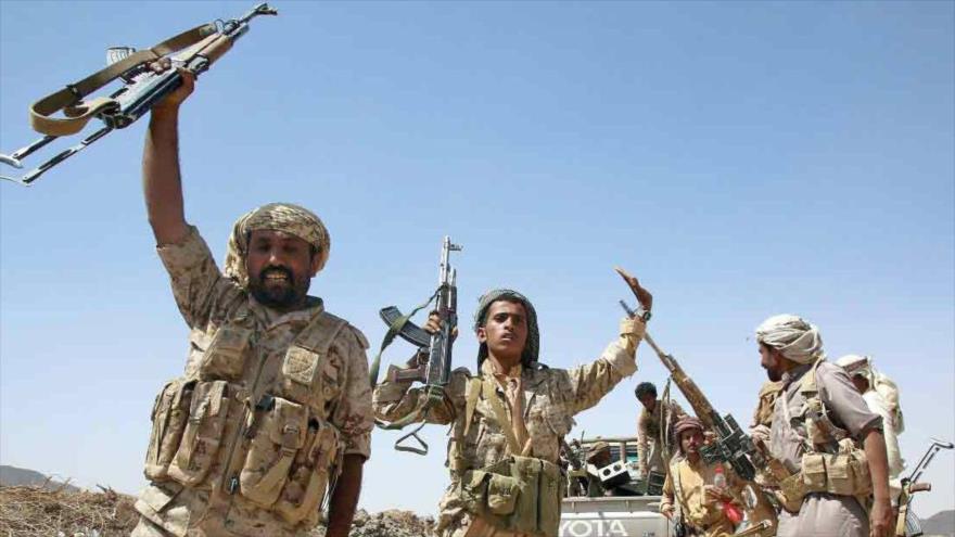 Fuerzas yemeníes festejan una de sus victorias.