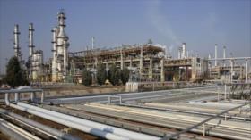 Irán construirá refinerías para aumentar exportación de petróleo 