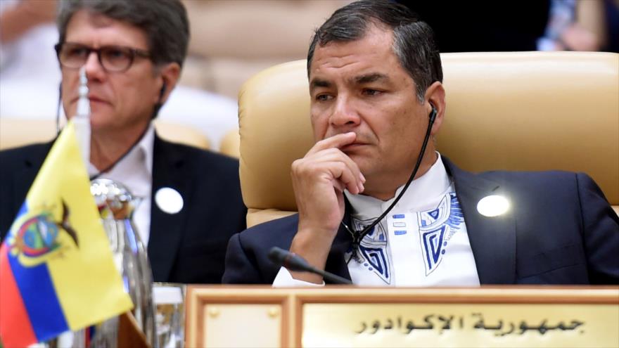 El presidente de Ecuador, Rafael Correa, en la IVª Cumbre América del Sur-Países Árabes (ASPA), en Riad, Arabia Saudí, 11 de noviembre de 2015.