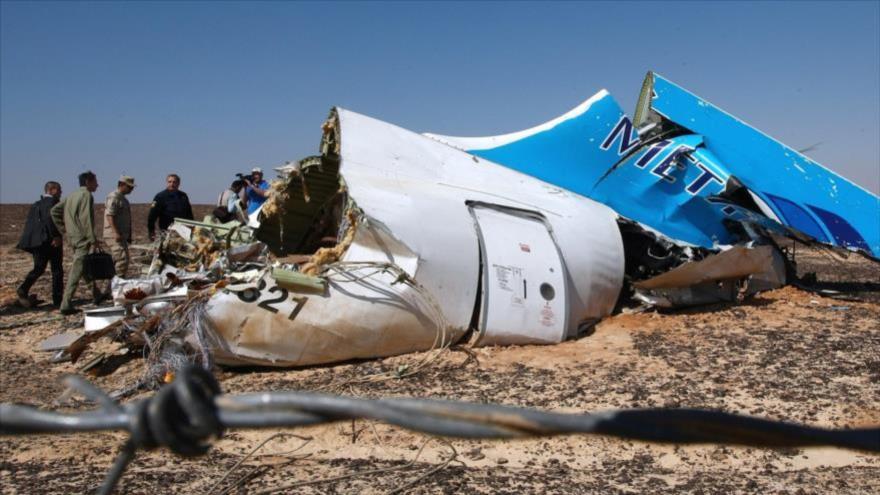 Los restos del avión ruso Airbus-A321 que se estrelló en Egipto.