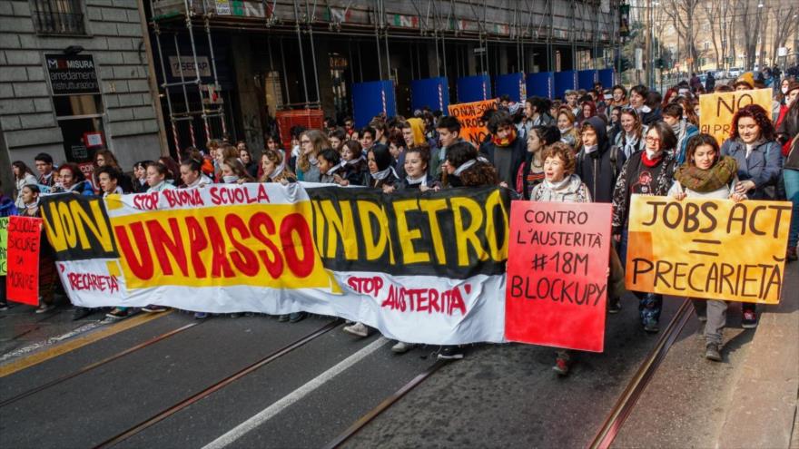 Una manifestación celebrada en Italia contra la reforma educativa.