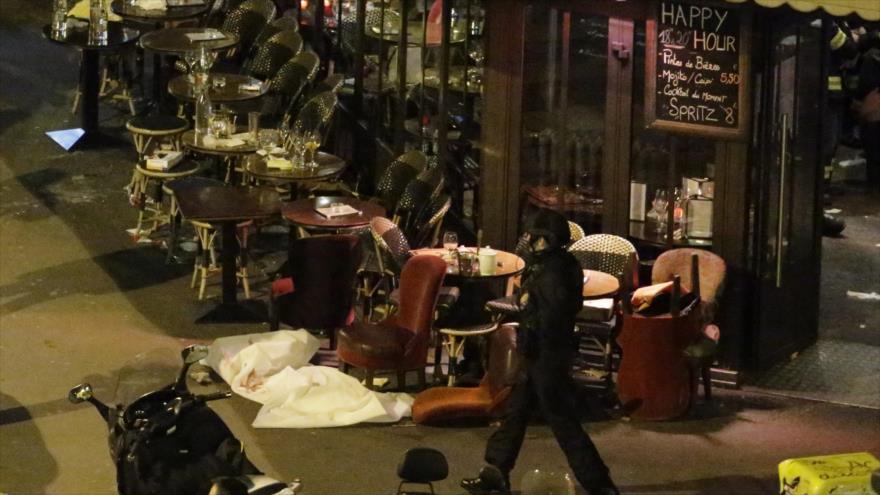 Un restaurante en París, capital francesa, en el que varias personas murieron por el ataque de un terrorista, 13 de noviembre de 2015.