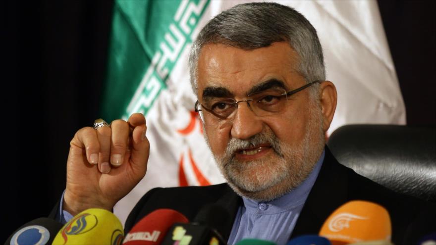 El presidente de la Comisión de Política Exterior y Seguridad Nacional de la Asamblea Consultiva Islámica de Irán (Mayles), Alaedin Boruyerdi.