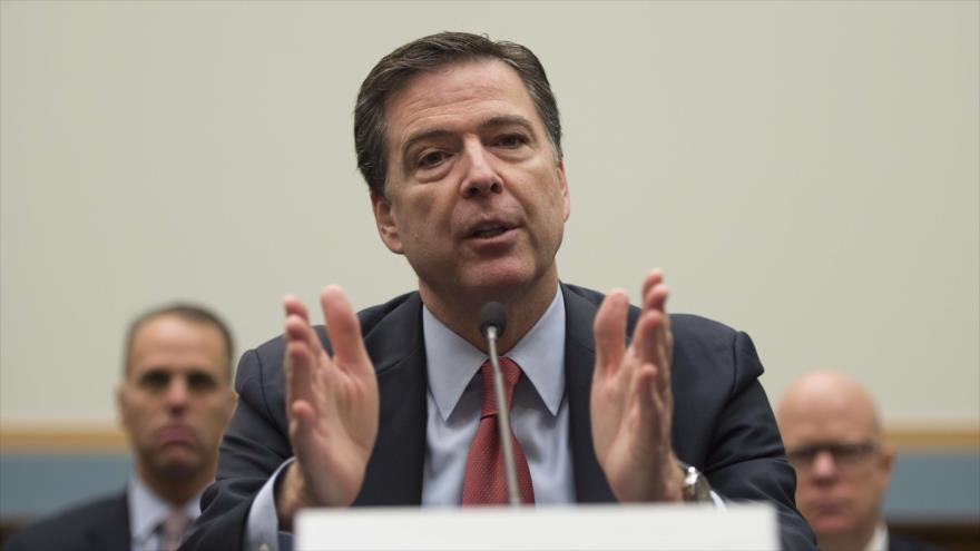 Director del Buró Federal de Investigaciones de EE.UU. (FBI) James Comey.
