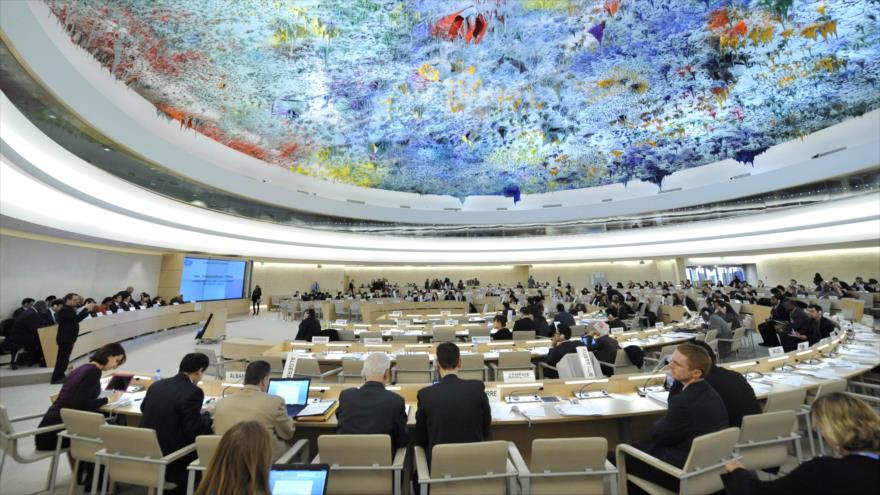 Participantes en el Comité de los Derechos Humanos de la ONU.