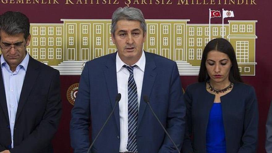 Lezgin Botan, diputado del HDP en el Parlamento de Turquía