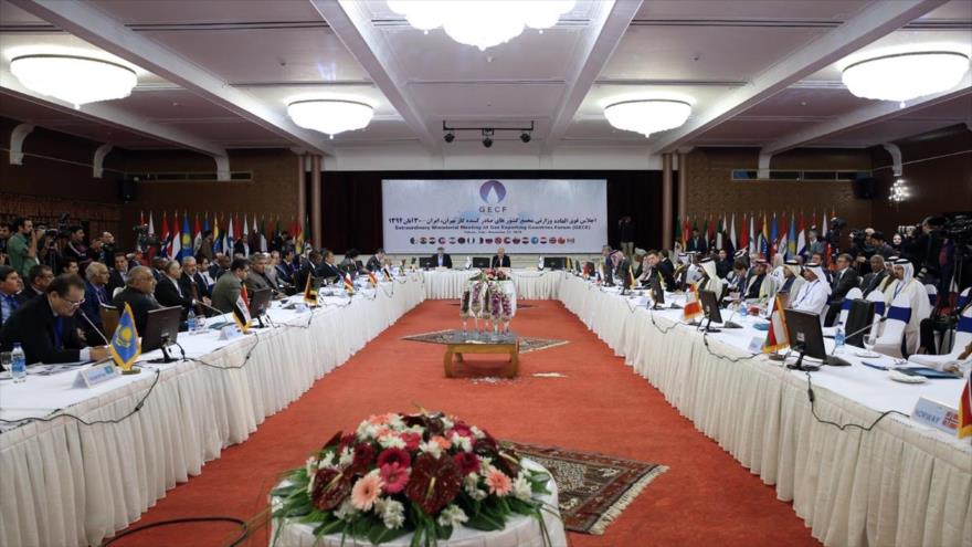 Ceremonia de apertura de la Cumbre de Países Exportadores de Gas, GECF, en Teherán, capital de Irán. 21 de noviembre de 2015