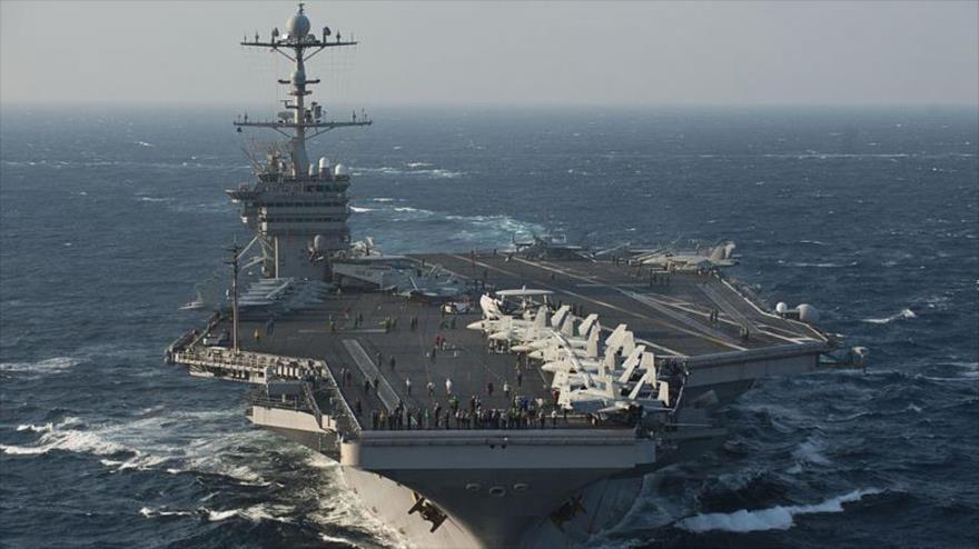 Portaaviones USS George Washington, perteneciente a la Armada de EE.UU. 