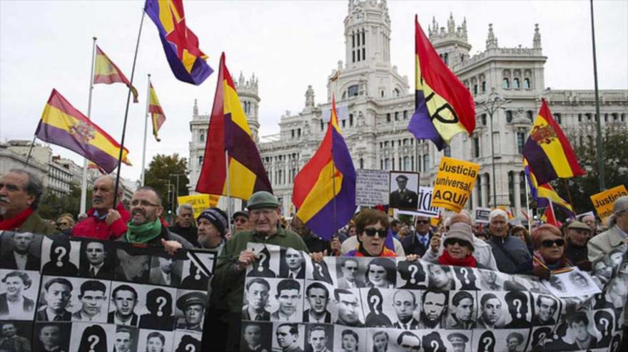 Manifestación por la Memoria Histórica en Madrid, capital de España, 22 de noviembre de 2015.