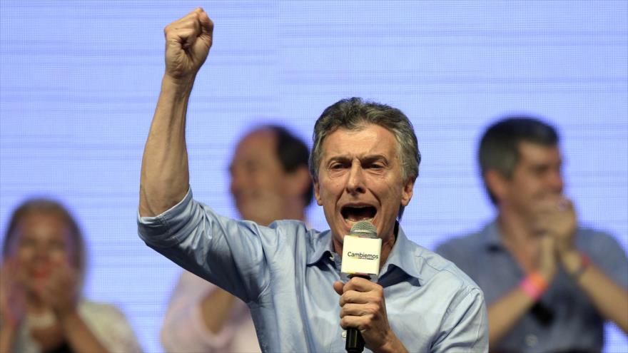 El conservador Mauricio Macri ofrece un discurso en la sede de la alianza Cambiemos en Buenos Aires, capital de Argentina. 22 de noviembre de 2015