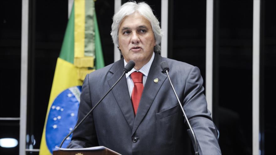 Delcídio Amaral, el titular del bloque del Partido de los Trabajadores (PT) en el Senado brasileño.