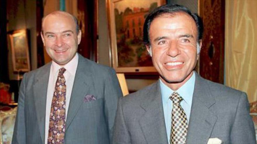 El expresidente de Argentina Carlos Menem (izda), entre los años 1989 y 1999, y el exministro de Economía Domingo Felipe Cavallo.