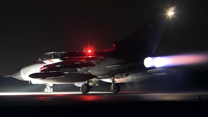 Un cazabombardero modelo Panavia Tornado IDS de la Real Fuerza Aérea (RAF, por sus siglas en inglés).