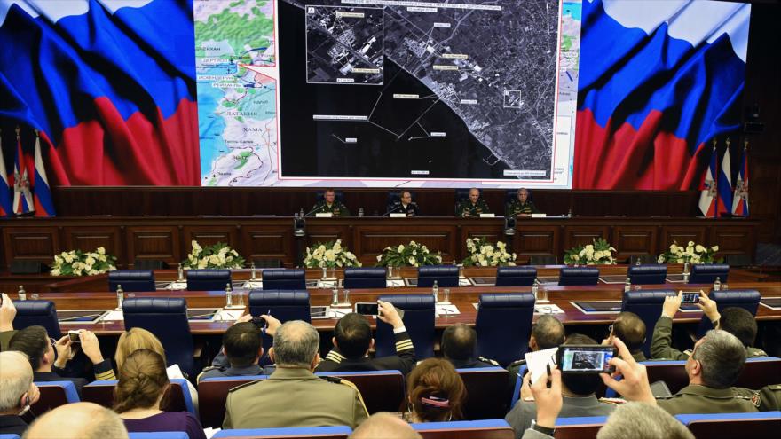 Sesión informativa sobre los nuevos datos de la lucha contra el terrorismo internacional en el Centro Nacional de Control del Ministerio ruso de Defensa, 2 de diciembre de 2015.