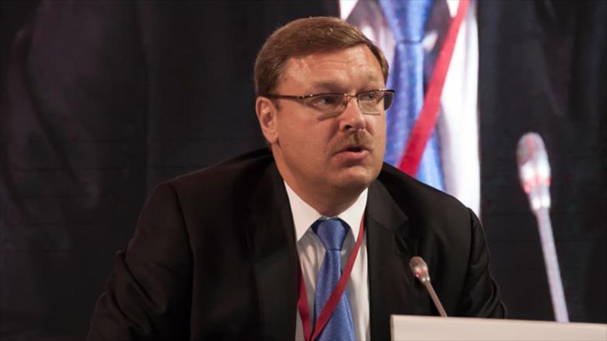 El presidente del Comité de Asuntos Internacionales del Consejo de la Federación de Rusia, Konstantin Kosachov.