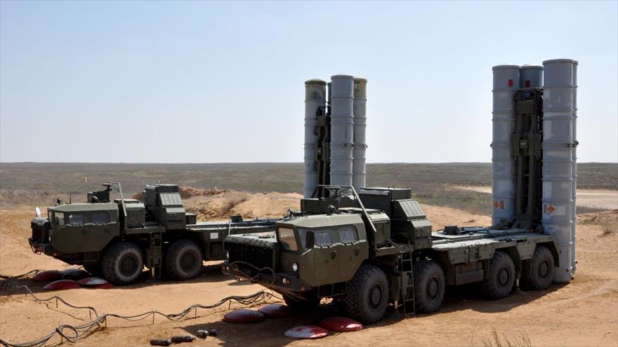 Sistema ruso de defensa antiaérea S-300.