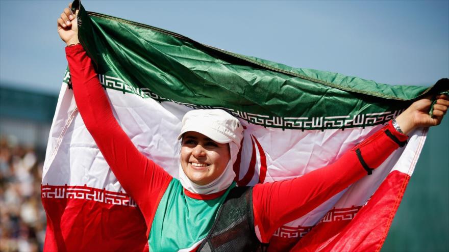 La atleta iraní de tiro con arco Zahra Nemati.