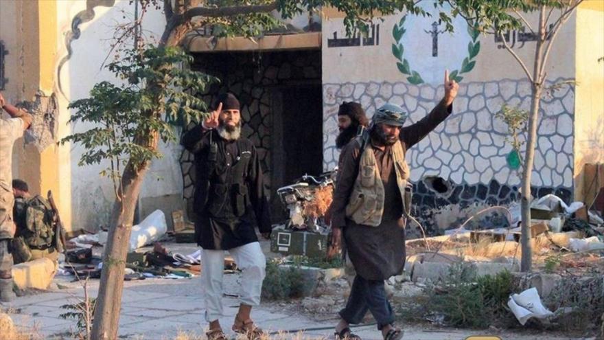 Terroristas de Daesh en la ciudad de Al-Raqa, en el norte de Siria.