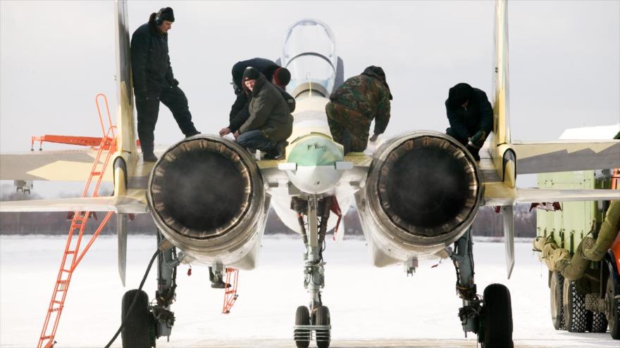 Caza Sujoi Su-35.