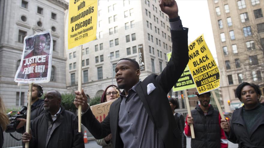 Estallan protestas en Baltimore tras anulación de juicio por muerte de Freddie Gray