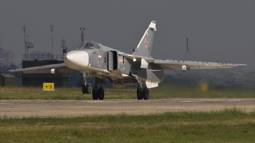 Modelo de cazabombardero ruso Su-24, derribado por el Ejército de Turquia.