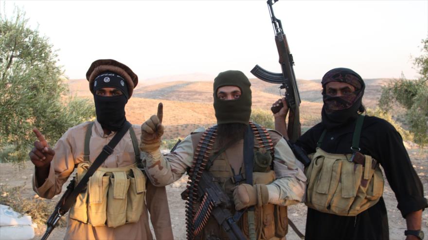 Simpatizantes del grupo terrorista EIIL (Daesh, en árabe).