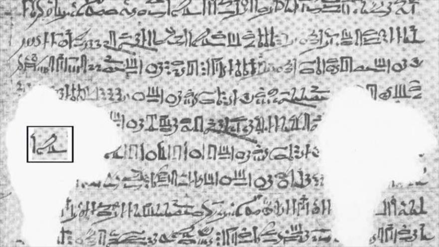 Una parte del calendario de papiro del Antiguo Egipto Cairo 85637.