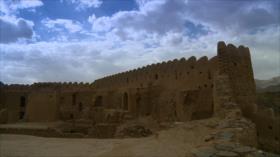 Irán - 1. La iluminación de Teherán 2. Biryand II 3. Erudita iraní; Sudabe Davaran 4. La noche de Yalda