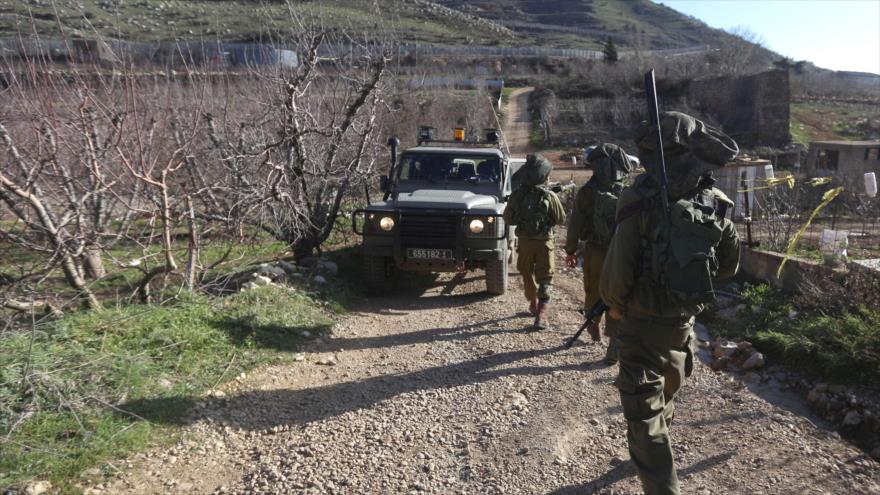 Soldados israelíes desplegados en los ocupados altos de Golán.