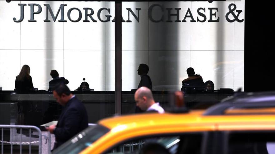 Siete grandes bancos pagaron pocos o ningún tipo de impuesto en el Reino Unido en 2014.