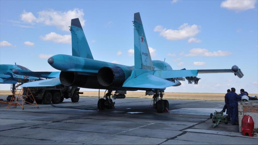 Un cazabombardero Sujoi Su-34 de las Fuerzas Aeroespaciales de Rusia.