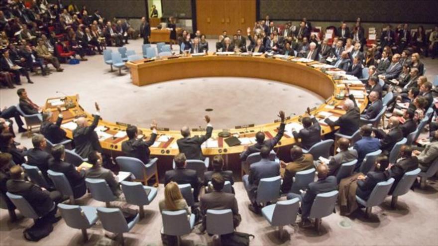 El Consejo de Seguridad de las Naciones Unidas (CSNU) vota, en su sede ubicada en Nueva York (noreste de EE.UU.) sobre una resolución antiterrorista. 17 de diciembre de 2015