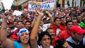 Chavistas celebran Año Nuevo llamando a marchar contra oposición
