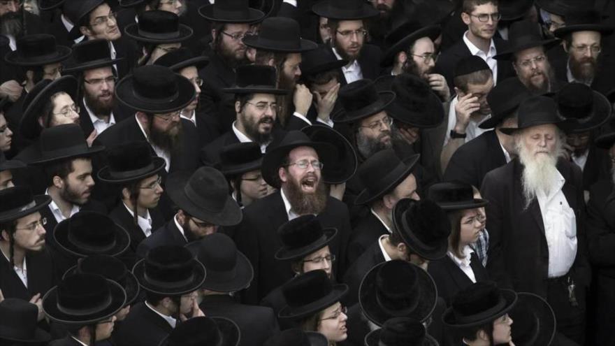 Judíos ultraortodoxos.