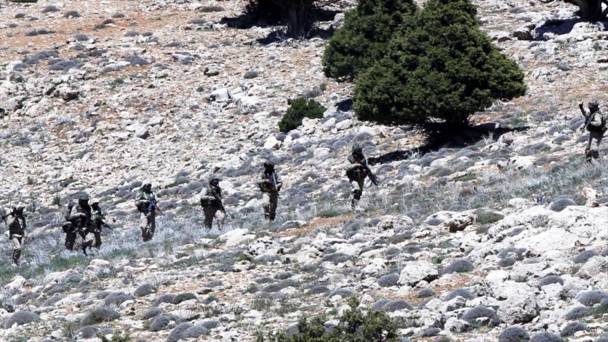 Presuntos combatientes del Movimiento de Resistencia Islámica de El Líbano (Hezbolá) en Al-Qalamun, suroeste de Siria.