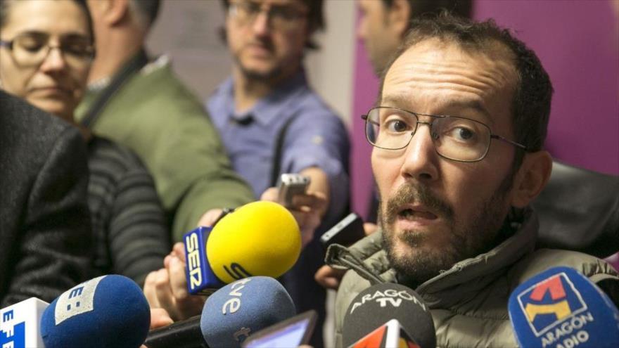 Pablo Echenique, eurodiputado de Podemos y secretario general del partido en Aragón (norete de España), 21 de diciembre de 2015.