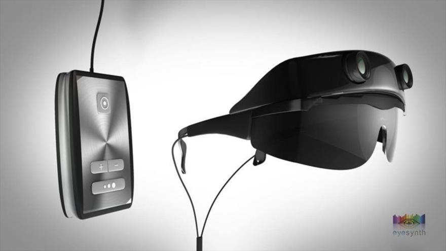 La compañía Eyesynth ha desarrollado unas gafas para ciegos que son capaces de convertir información espacial y visual en audio comprensible.