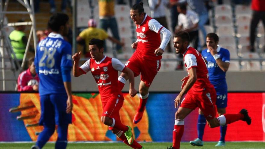 Suspenden partidos de fútbol en Teherán, capital iraní, por contaminación.