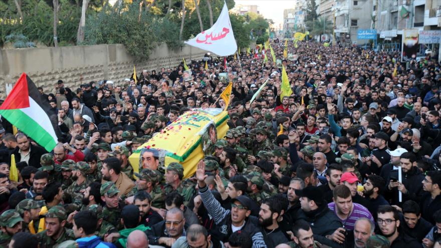 Funeral de uno de los líderes del Hezbolá, Samir Kuntar, el 21 de diciembre de 2015.