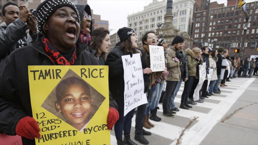 Manifestantes en Cleveland (EE.UU.) demandan justicia por la muerte del joven negro de 12 años que murió a manos de la policía. 25 de noviembre de 2014.