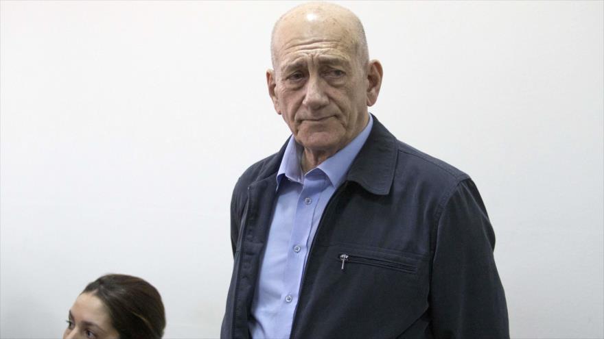 El ex primer ministro israelí, Ehud Olmert, durante su comparecencia ante un tribunal en la ciudad de Al-Quds (Jerusalén).